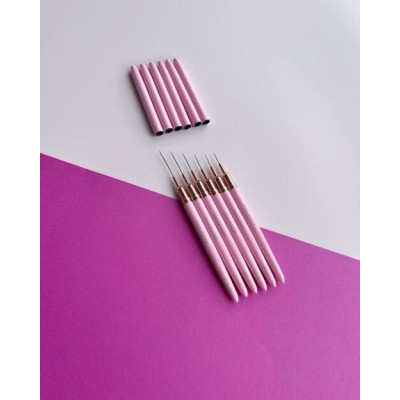 Кисть Pink House Барби тонкая 11мм (крышка)