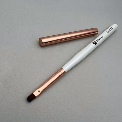 Кисть для геля Bloom №4 овал