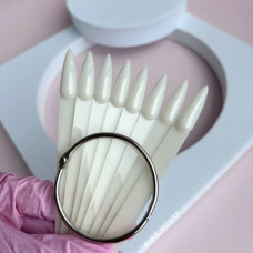 Палитра на кольце миндаль молочные 50 шт.